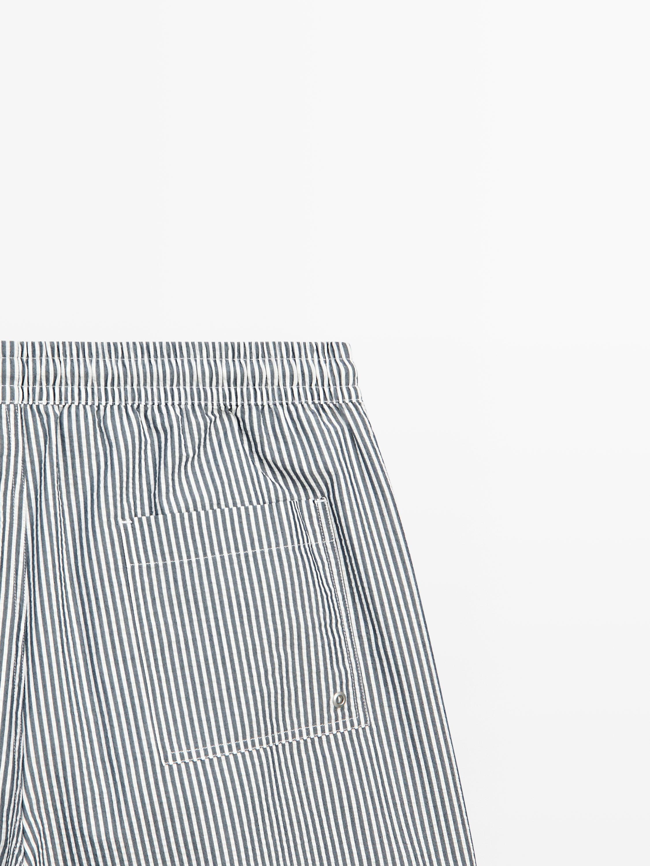 Maillot de bain à rayures